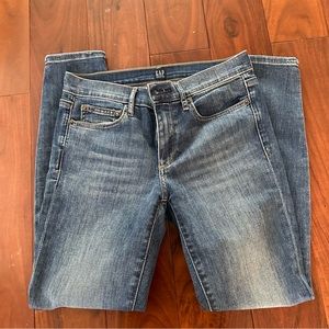 Gap true skinny